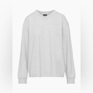 Golden by Tna
BLACK Lennox Longsleeve
Long-sleeve V-neck shirt